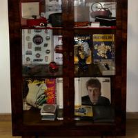 vetrina di design legno