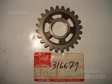 RX 125-200-RV 125-200 rif.316679 ingranaggio terza