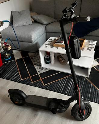 Xiaomi electric scooter 4 pro