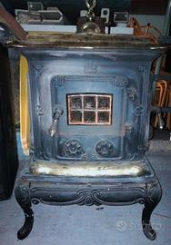 STUFA A LEGNA IN GHISA PARLOR