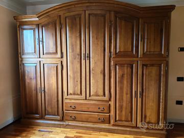 Camera da letto in noce nazionale