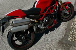 Ducati Monster S2R 1000