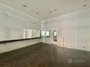 NEGOZIO A SANTARCANGELO DI ROMAGNA