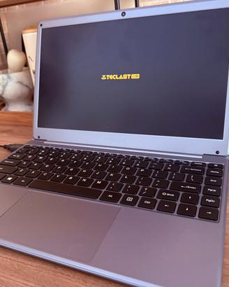 Portatile teclast windows 11
