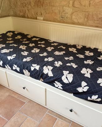 Letto divano/3 cassetti/2 materassi
