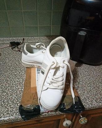 scarpette da ginnastica 