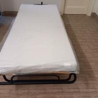letto singolo richiudibile + materasso