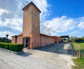 Capannone / Fondo a Santarcangelo di Romagna