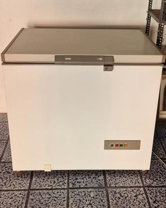 Congelatore a pozzetto Ignis