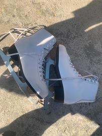 Pattini da ghiaccio 45