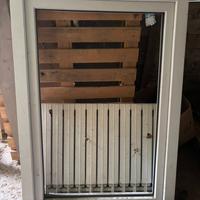 Finestra con serramento