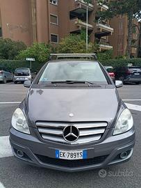Mercedes Classe B, 180 efficiency, benzina, 2011