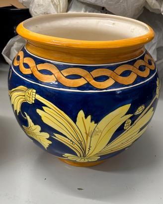 Vaso in ceramica decorato