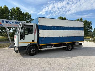 Iveco Eurocargo 75e12 trasporto animali