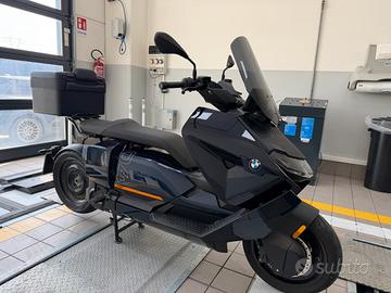 Bmw CE 04 in garanzia fino al 2029