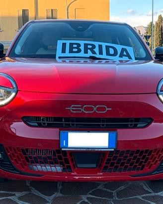 Fiat 600 Hybrid 100 CV DCT MHEV La Prima