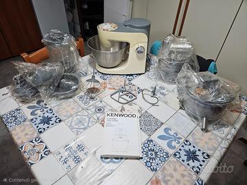 Robot Kenwood multione come nuovo