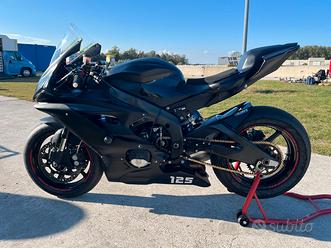 R6 moto Vendita in Moto e scooter