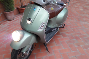 Piaggio Vespa GTV 250