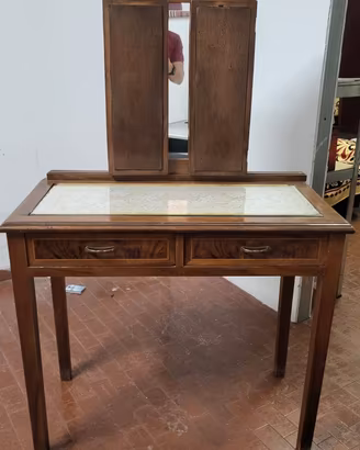 Mobile antico primi del 900