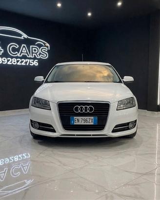 Audi A3 1.6 TDI 105 CV CR Attraction