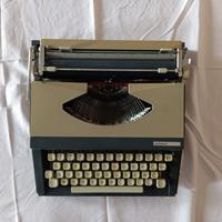 Macchina da scrivere Antares 120 con custodia.