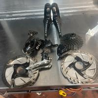 GRUPPO ULTEGRA 11v disc