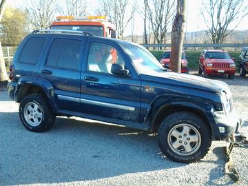 Jeep cherokee kj 2.5 del 2004- uso ricambi
