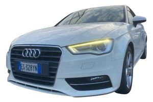 AUDI A3 1.6 TDI S tronic Ambition Automatica