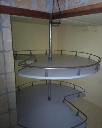 Unità a cassetto girevole per mobile angolare base