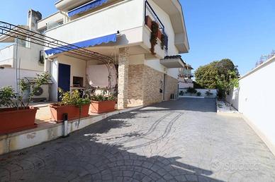 Villetta a schiera di 108 m² con 4 locali a Anzio