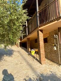 ? Casa indipendente ristrutturata con giardino a