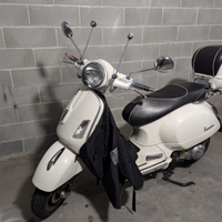 Vespa gts 300