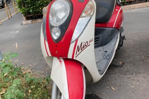 Scooter Sym Mio 100 - 2010