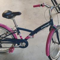 Bicicletta da bambina tipo Mountain bike