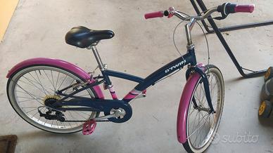 Bicicletta da bambina tipo Mountain bike