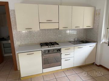 cucina completa usata !!