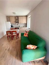 Bilocale con posto auto a Selvino