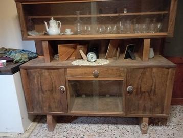 Credenza antica, strettoi,cisterna