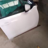 Portiera anteriore dx peugeot 208
