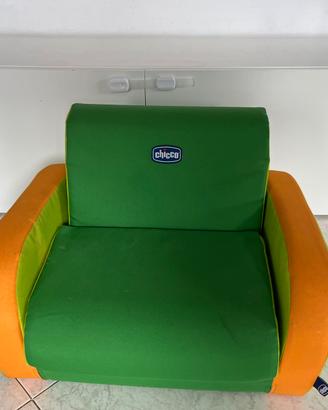 Poltrona Chicco e giochi vari