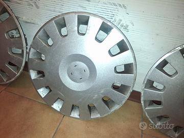 copricerchi opel  corsa