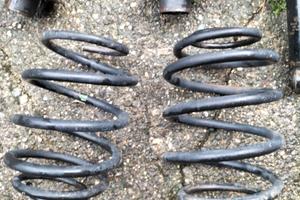 Ammortizzatori jeep Cherokee kj