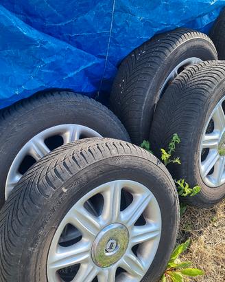 Cerchi in lega Lancia Lybra 15"