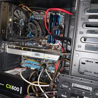 Pc desktop i7 3770 3.40 ghz  8gb ram nvidia 250ssd