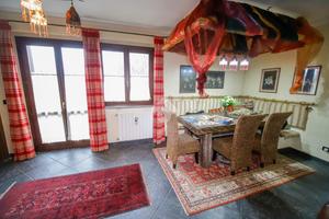 VILLA SINGOLA A LOMBARDORE