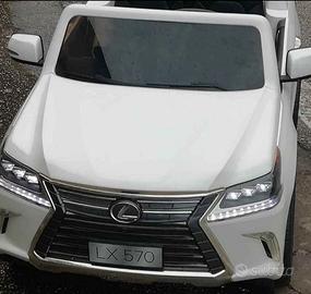 Macchina per bambini Lexus due posti