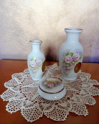 Vasi e scatolina Limoges Vintage con bordo oro