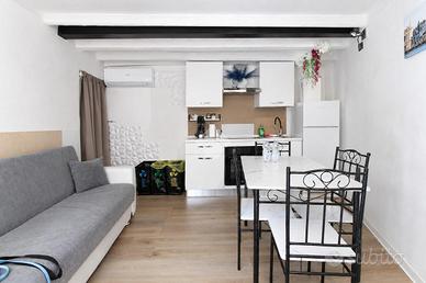 CASA SEMINDIPENDENTE A VENEZIA