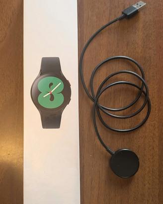 Samsung Galaxy smartwatch 4